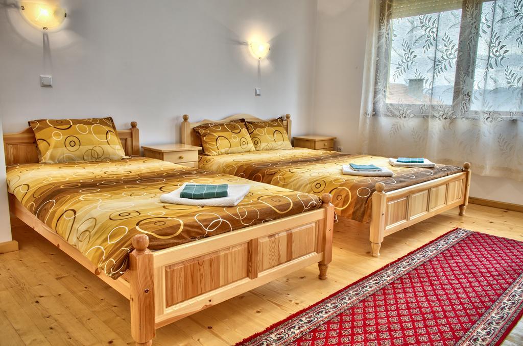 Guest House Joji Сапарева-Баня Номер фото