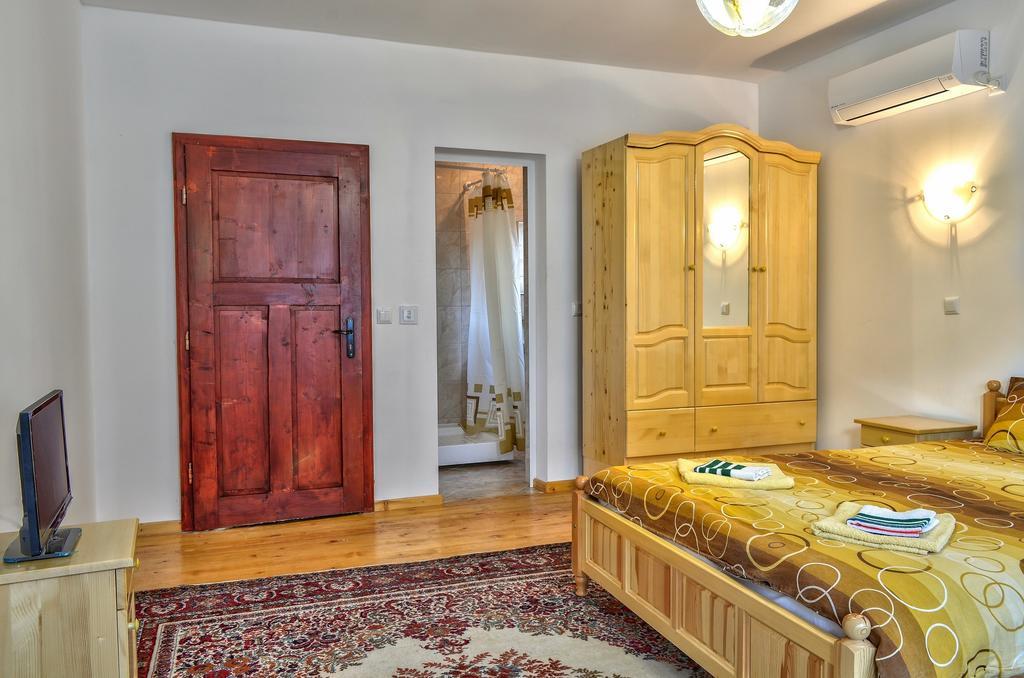 Guest House Joji Сапарева-Баня Номер фото